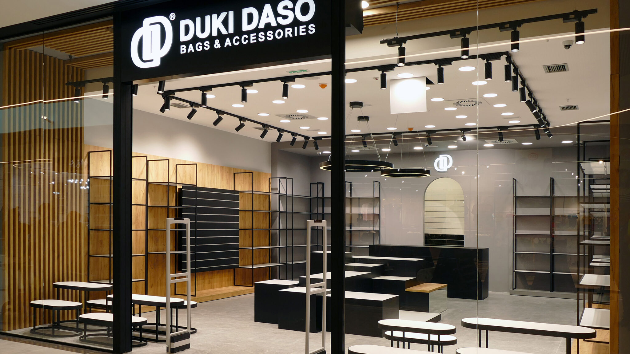 Duki Daso BEO SC store